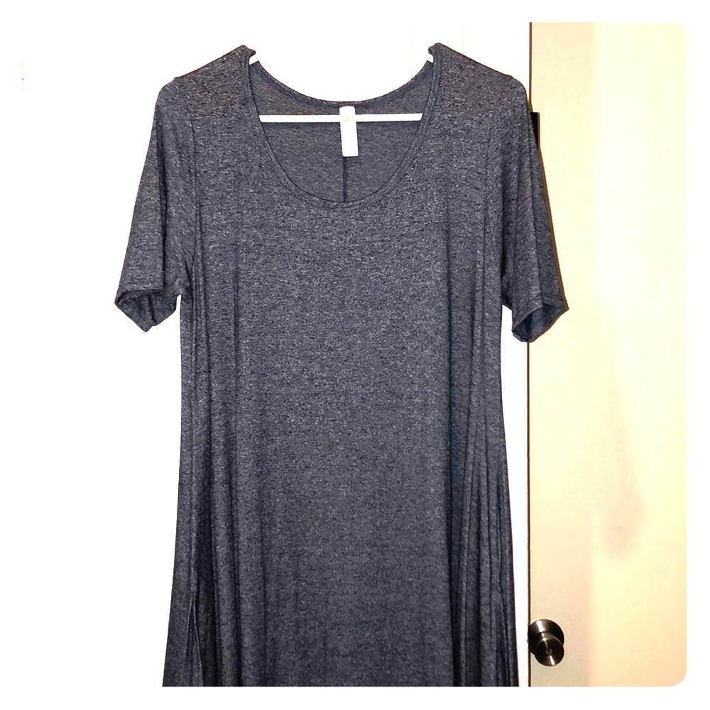 Small LulaRoe Perfect Tee